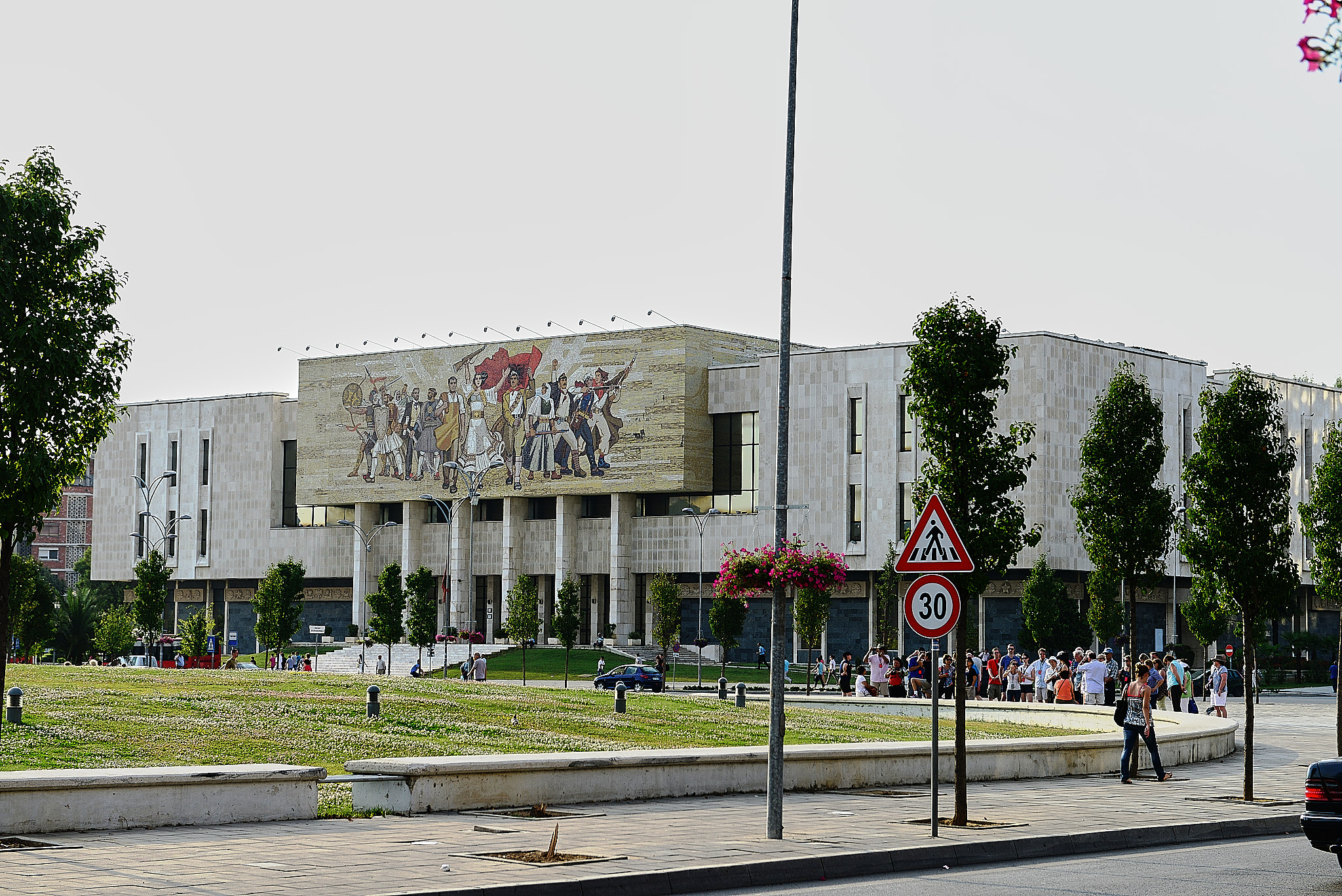 20120812 012 티라나(스칸데르베그 광장)